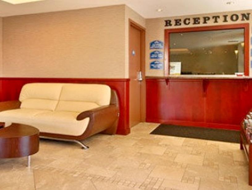 Howard Johnson Inn Queens Village New York Exterior photo