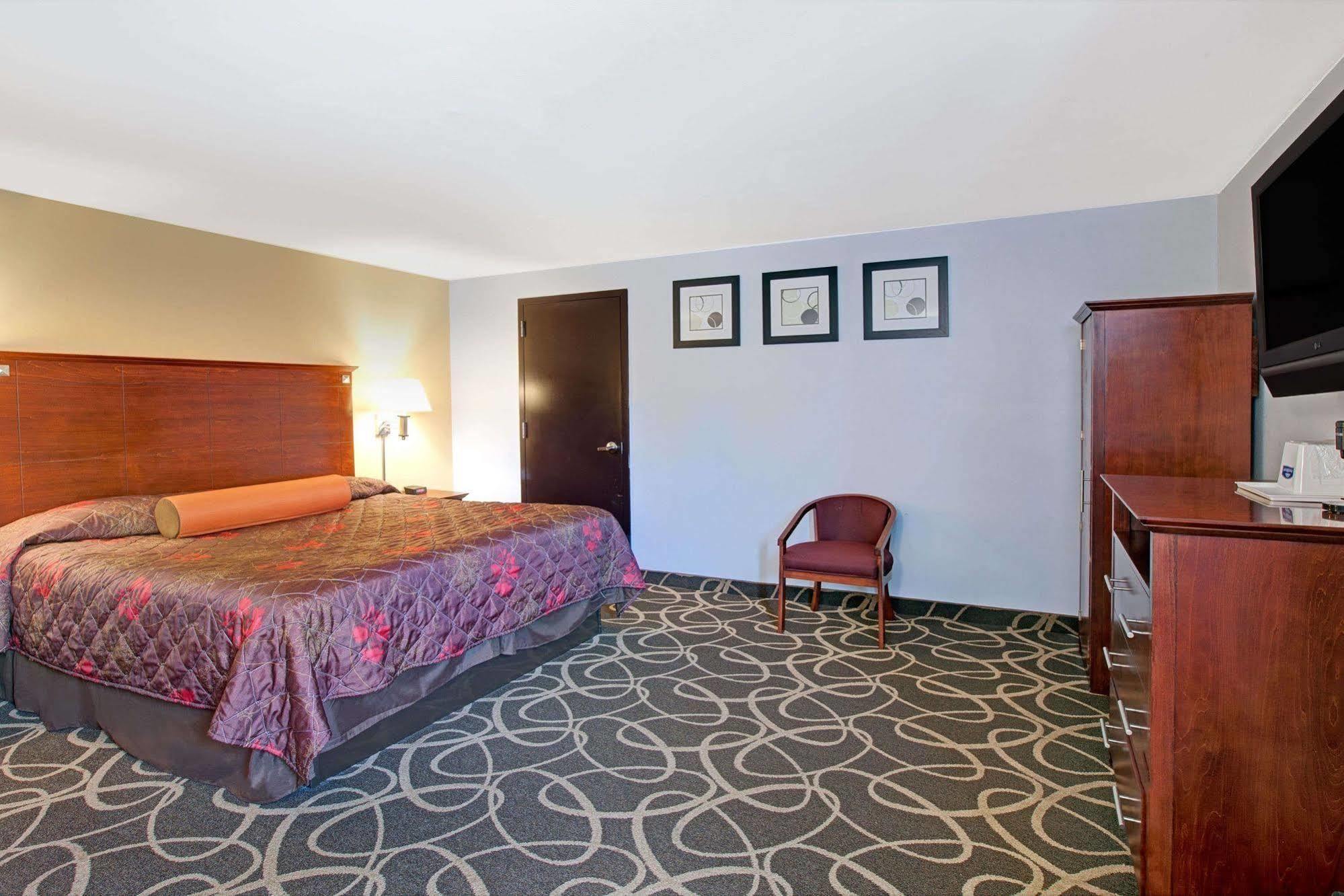 Howard Johnson Inn Queens Village New York Exterior photo