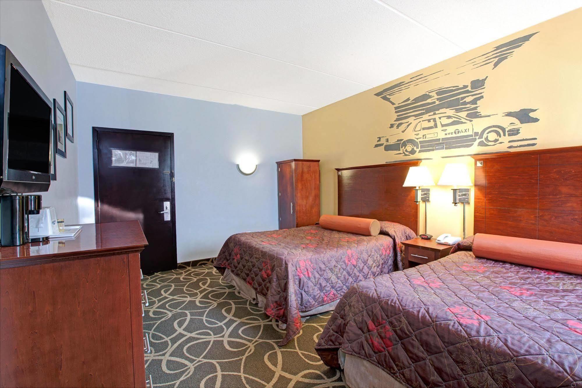 Howard Johnson Inn Queens Village New York Exterior photo