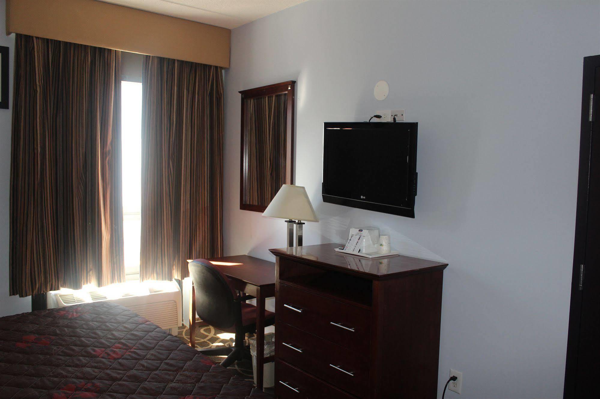 Howard Johnson Inn Queens Village New York Exterior photo